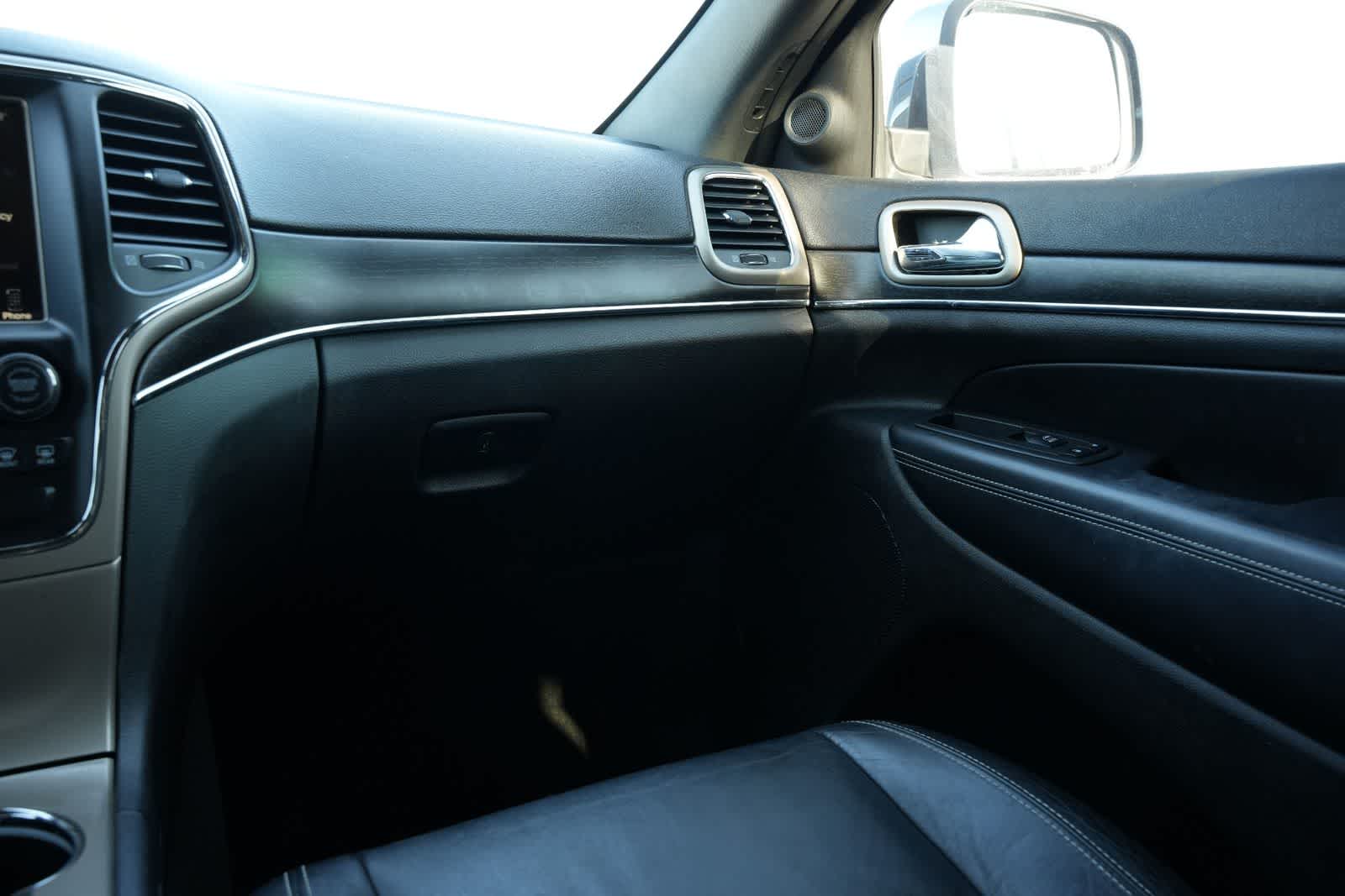 Thumbnail: 2014 Jeep Grand Cherokee - 8