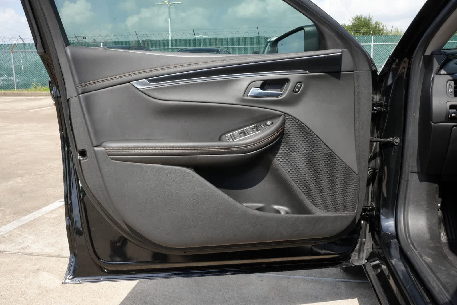 Thumbnail: 2019 Chevrolet Impala - 15