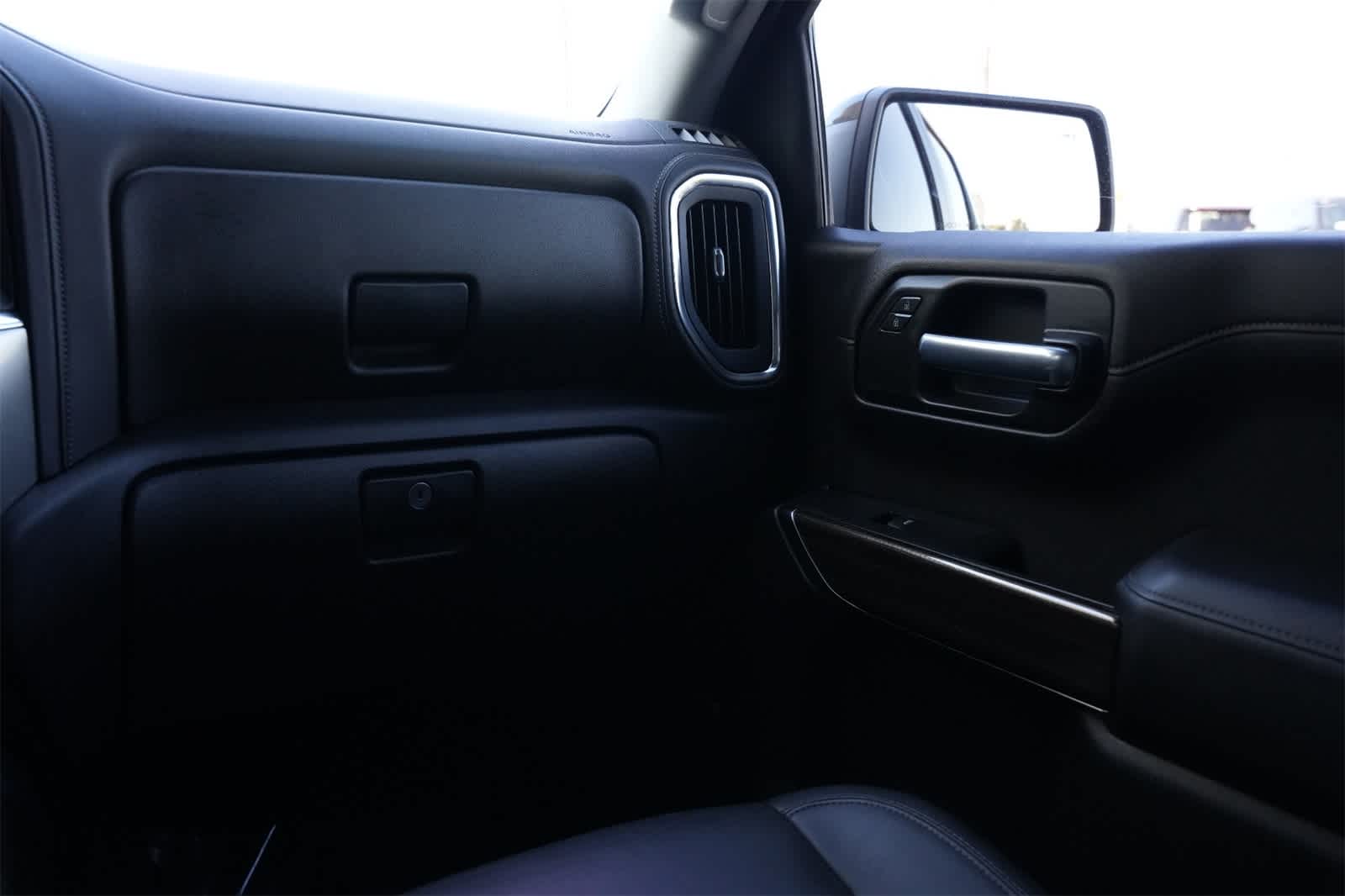 Thumbnail: 2021 Chevrolet Silverado 1500 - 8