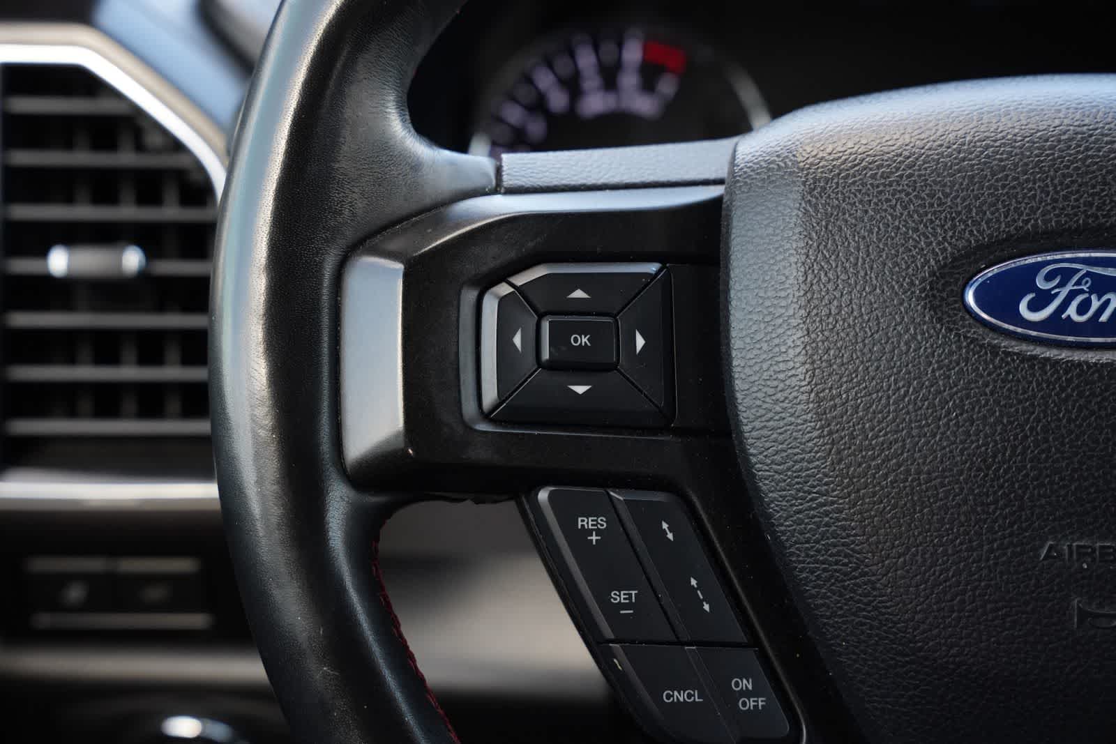 Thumbnail: 2019 Ford Expedition - 11