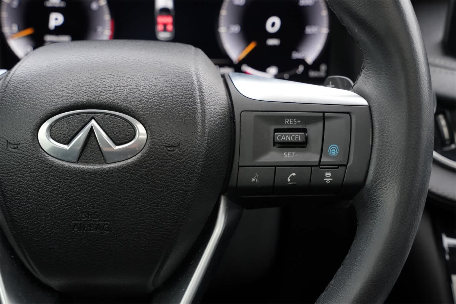 Thumbnail: 2023 INFINITI QX60 - 11