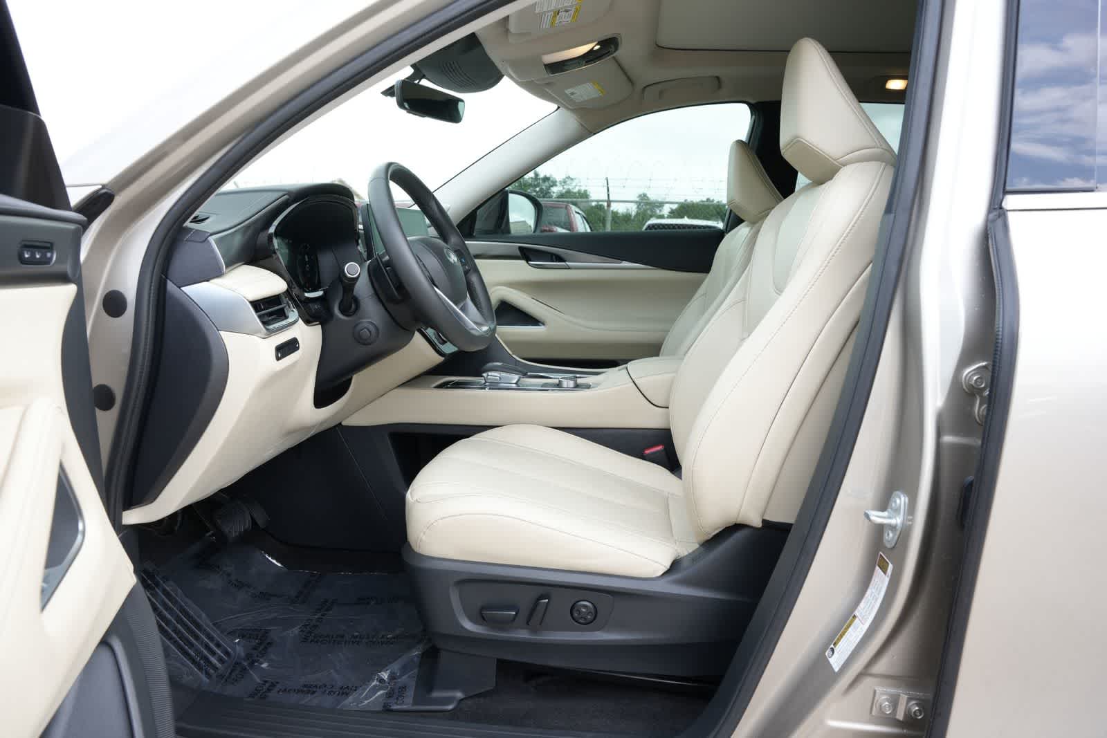 Thumbnail: 2024 INFINITI QX60 - 17