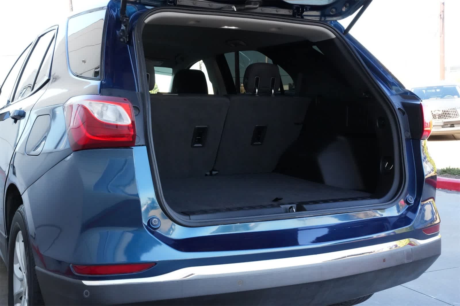 Thumbnail: 2020 Chevrolet Equinox - 20