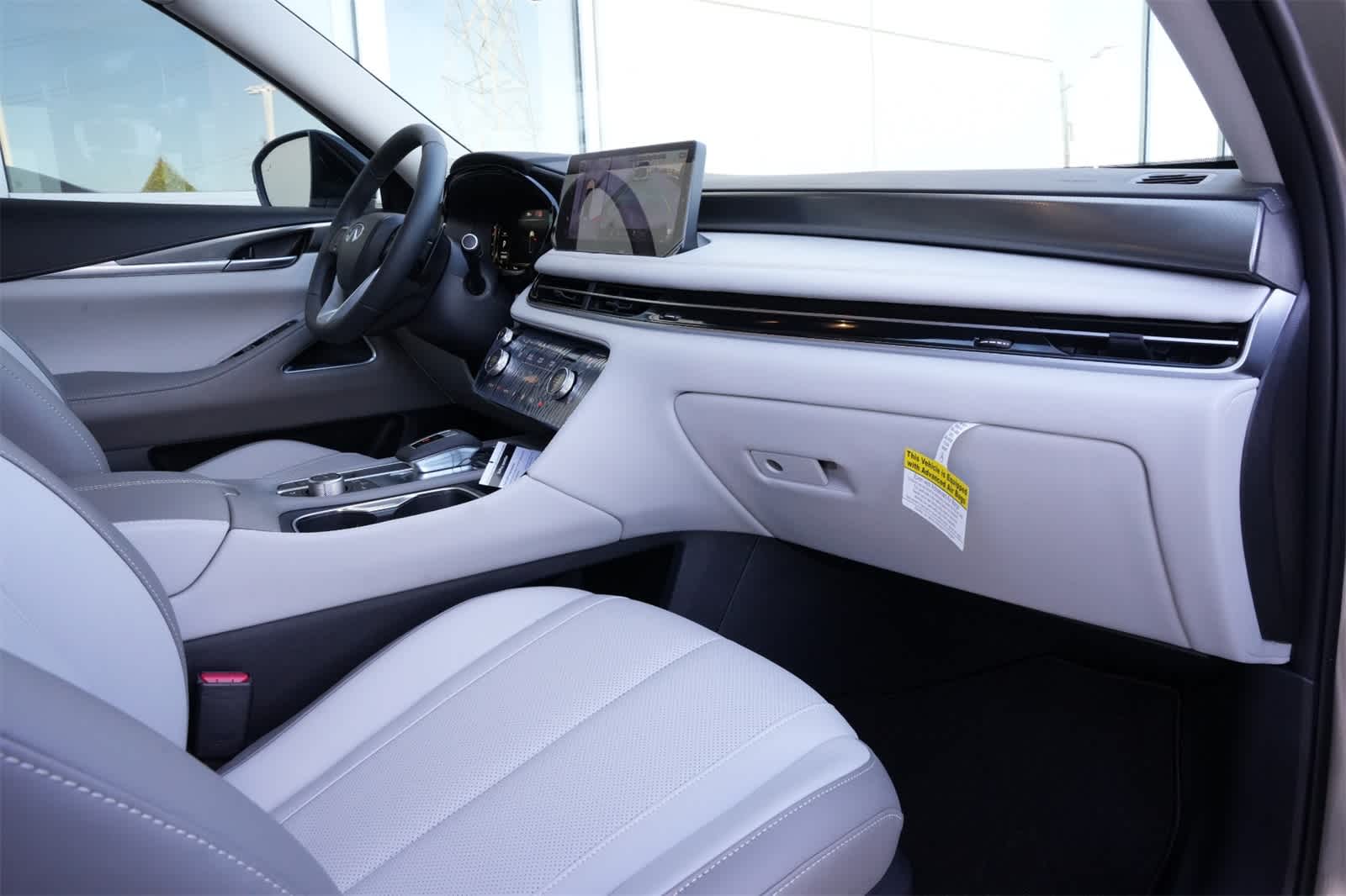 Thumbnail: 2026 INFINITI QX60 - 22