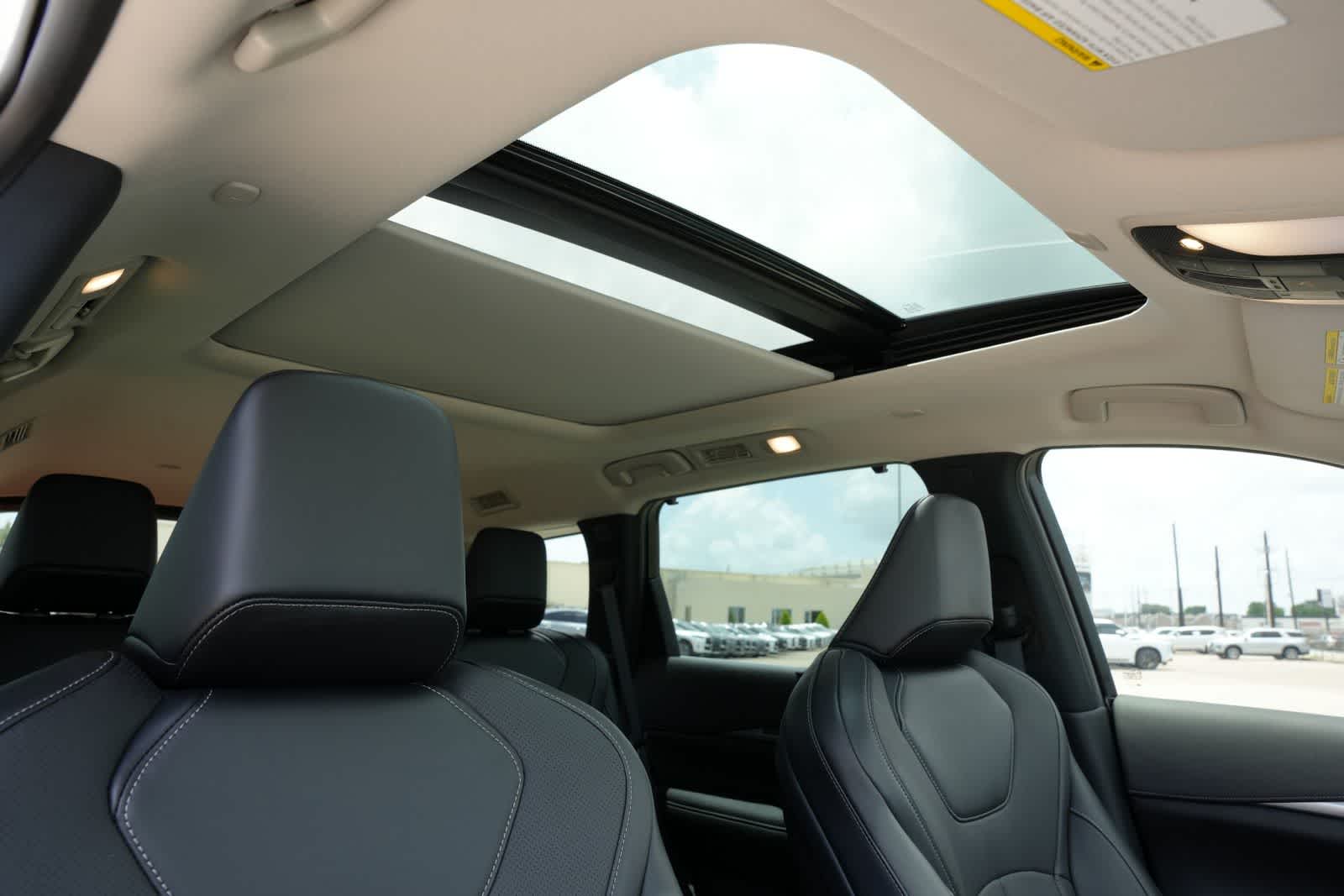 Thumbnail: 2026 INFINITI QX60 - 24