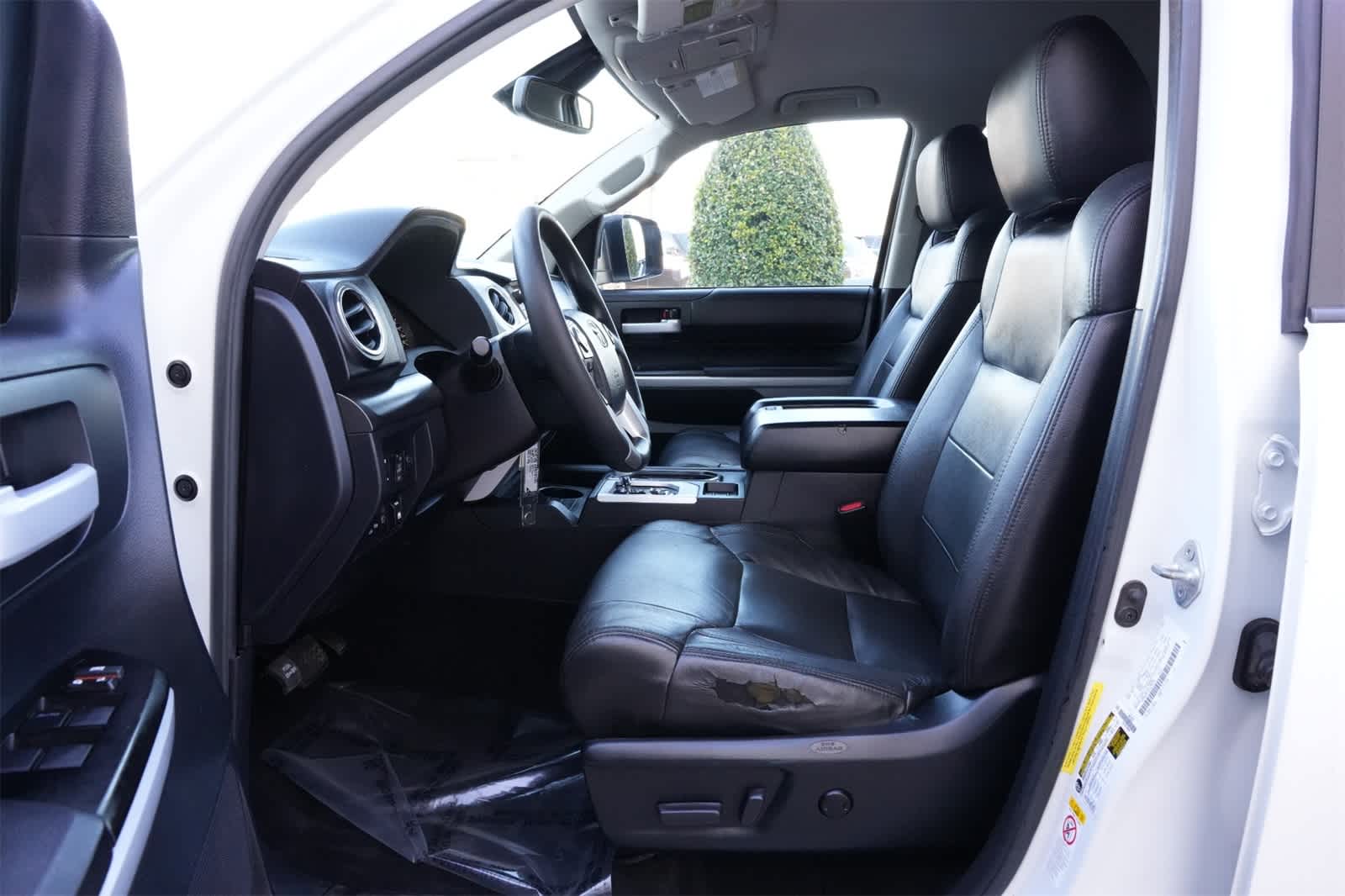 Thumbnail: 2018 Toyota Tundra - 17