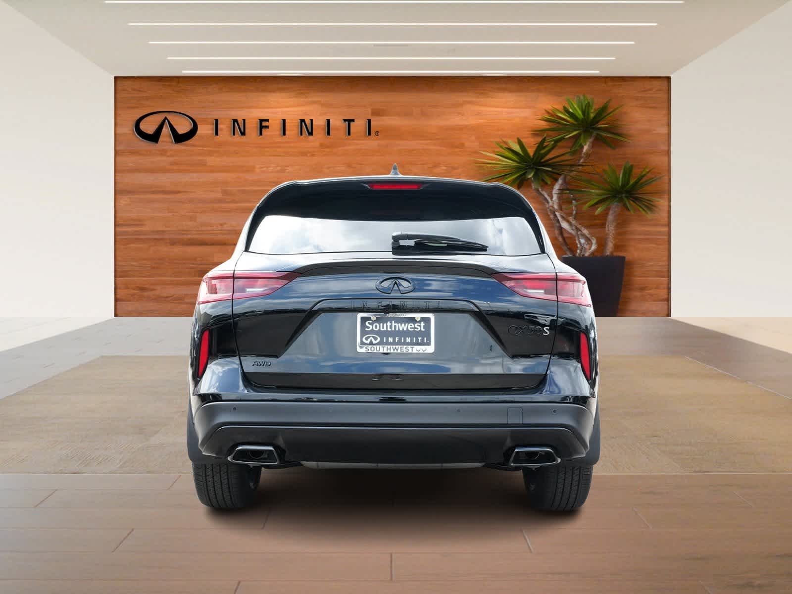 Thumbnail: 2025 INFINITI QX50 - 6