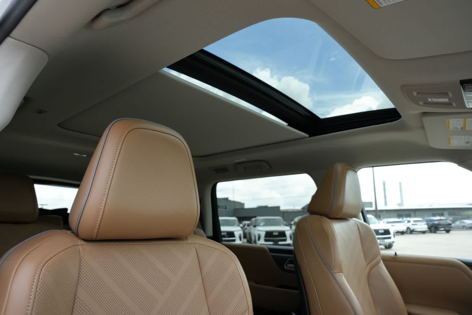 Thumbnail: 2027 INFINITI QX80 - 24