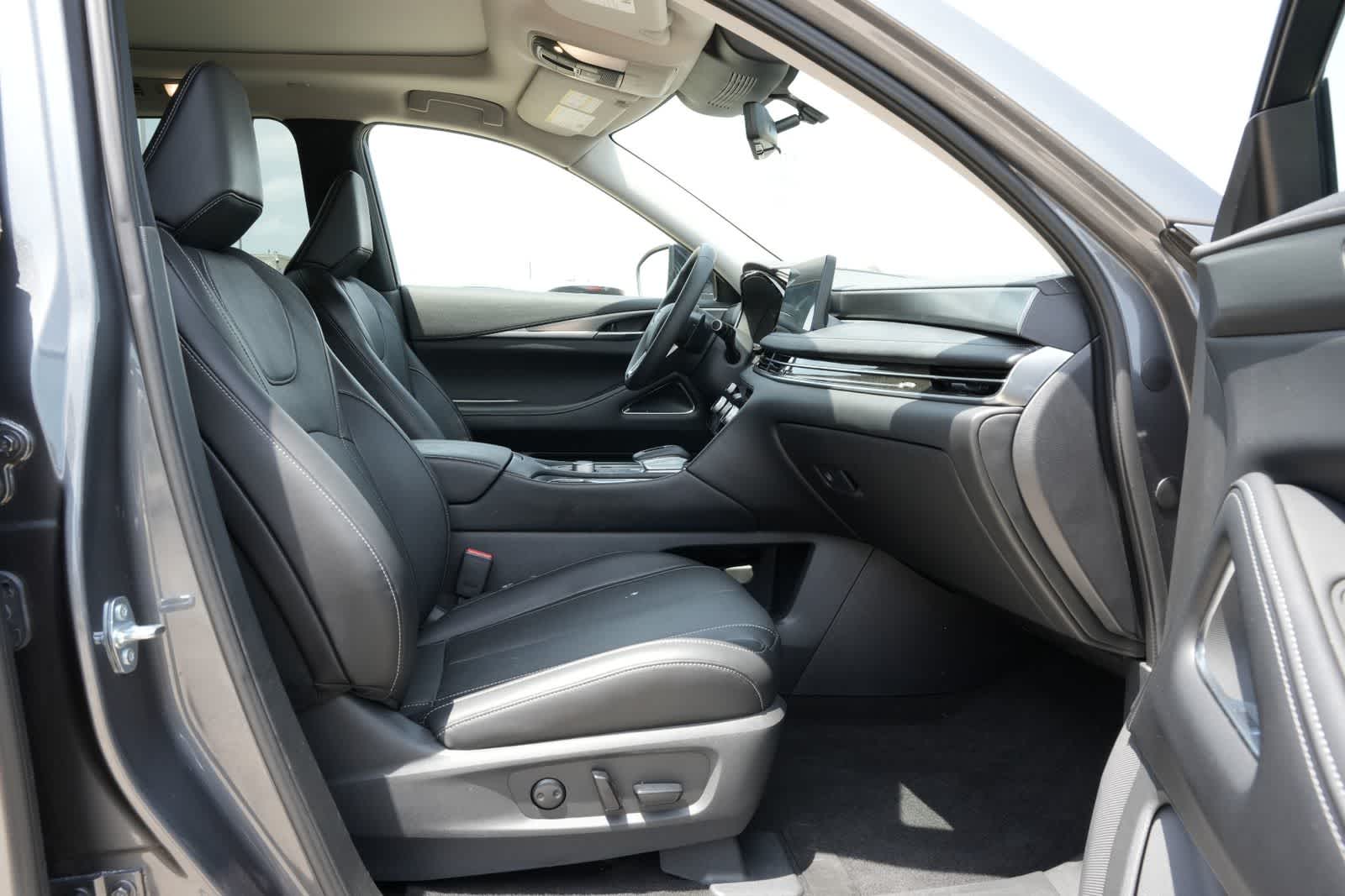 Thumbnail: 2025 INFINITI QX60 - 23