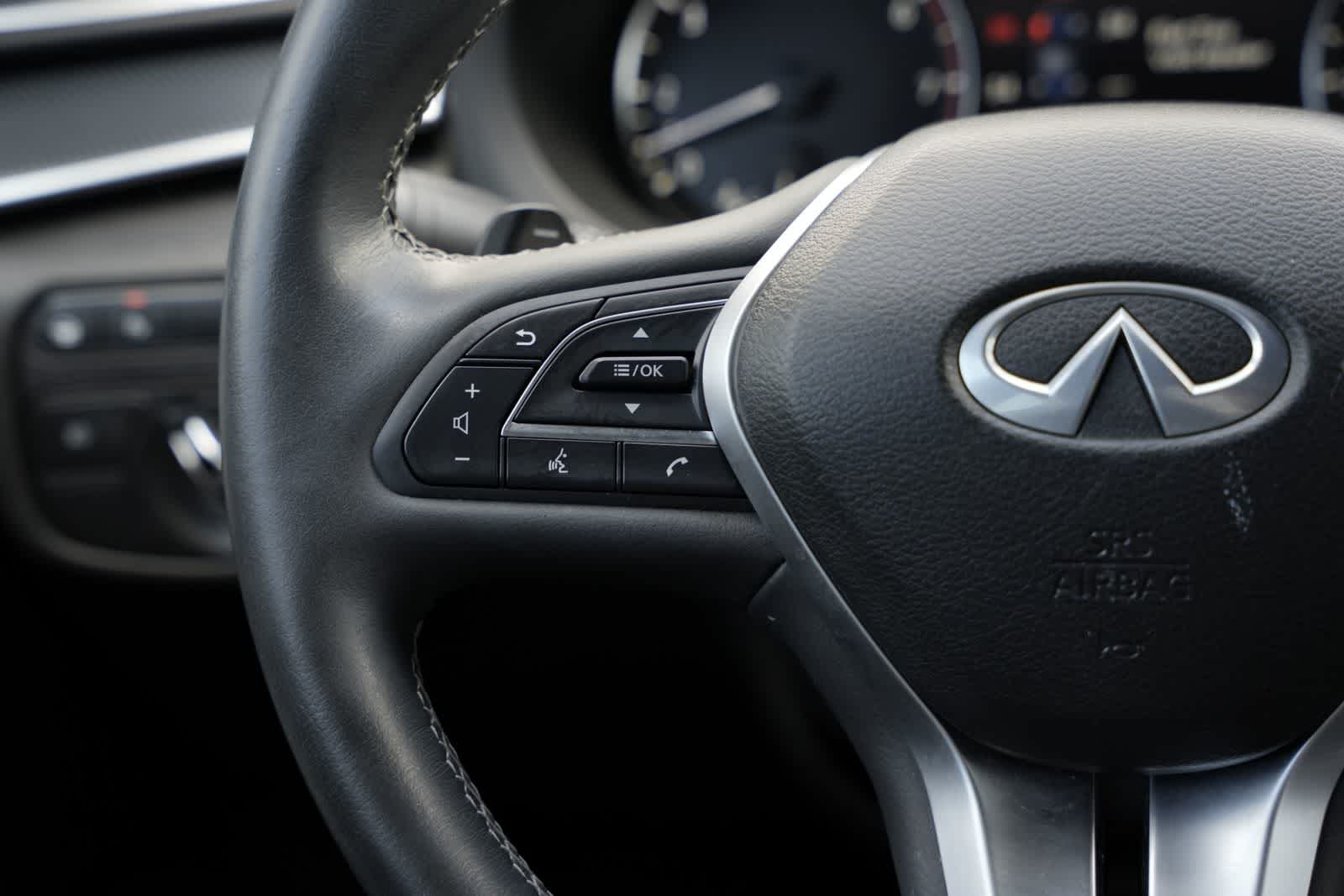 Thumbnail: 2023 INFINITI QX50 - 10