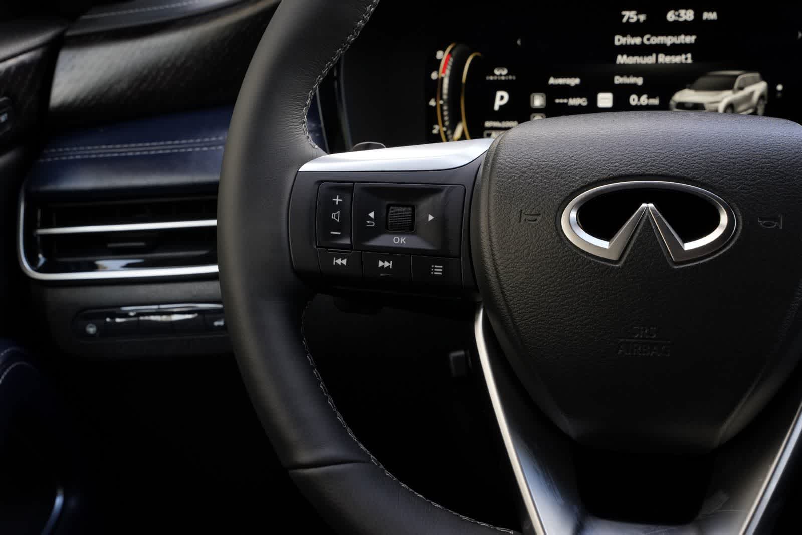 Thumbnail: 2026 INFINITI QX60 - 10