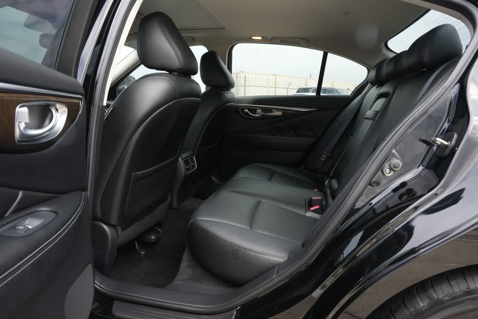 Thumbnail: 2019 INFINITI Q50 - 17