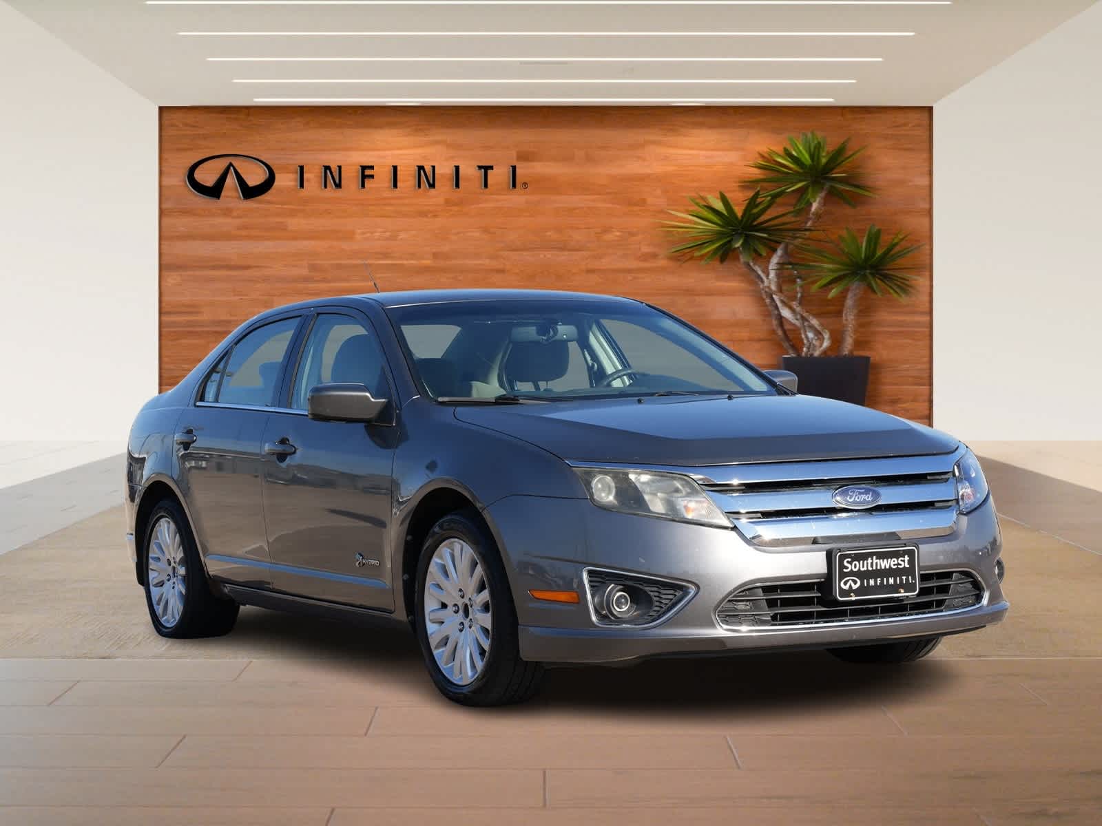 Thumbnail: 2010 Ford Fusion - 3