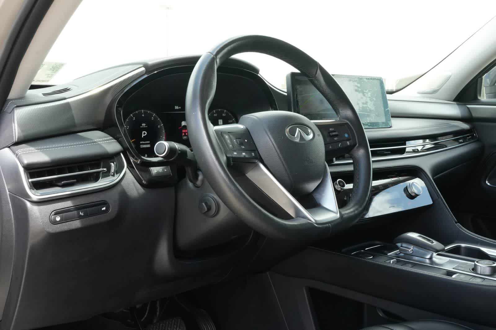 Thumbnail: 2023 INFINITI QX60 - 16