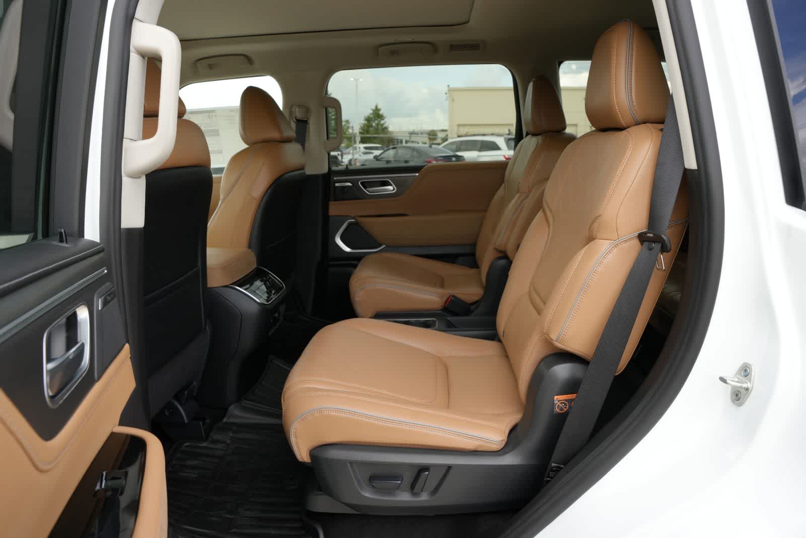 Thumbnail: 2027 INFINITI QX80 - 19