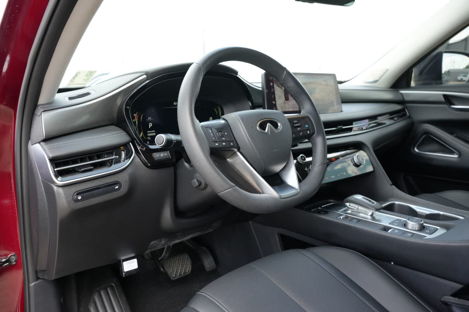 Thumbnail: 2026 INFINITI QX60 - 16