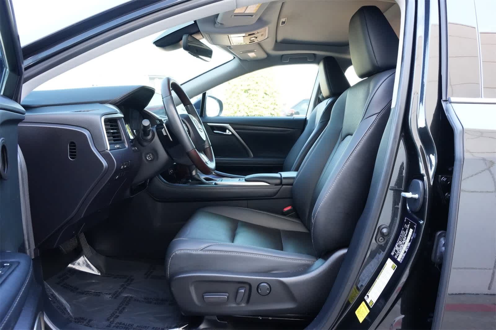 Thumbnail: 2022 Lexus RX - 17