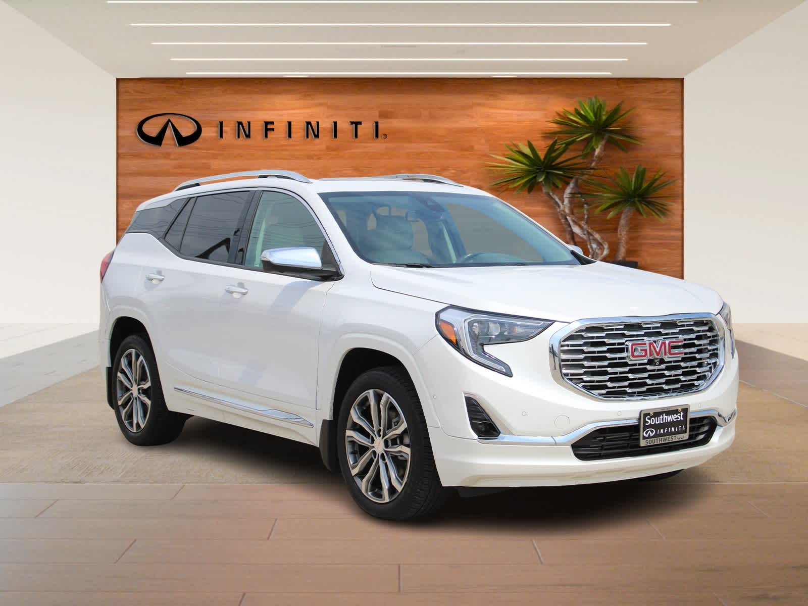 Thumbnail: 2020 GMC Terrain - 3