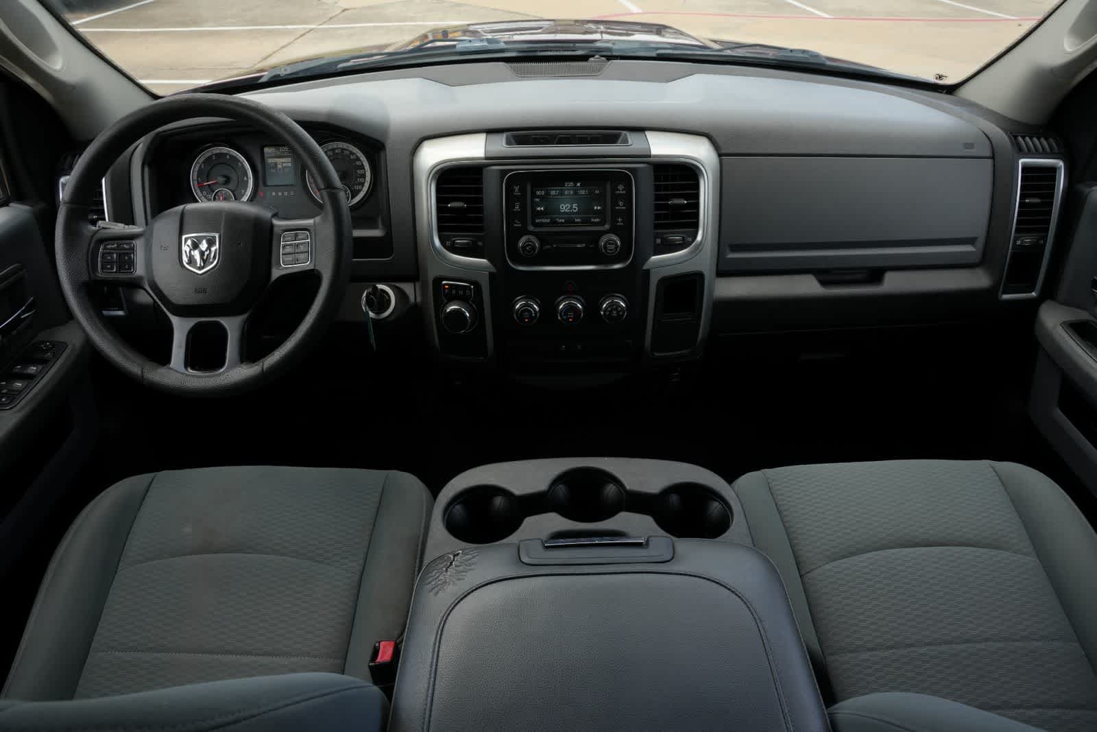 Thumbnail: 2019 RAM 1500 Classic - 7