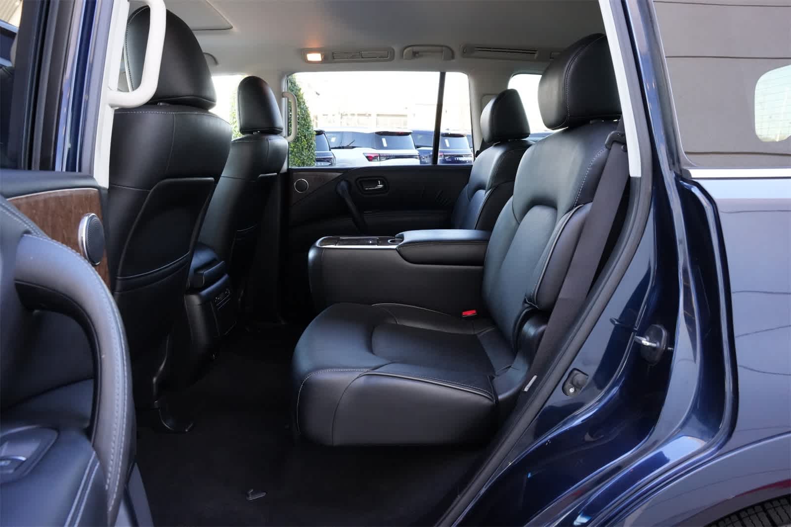 Thumbnail: 2017 INFINITI QX80 - 19