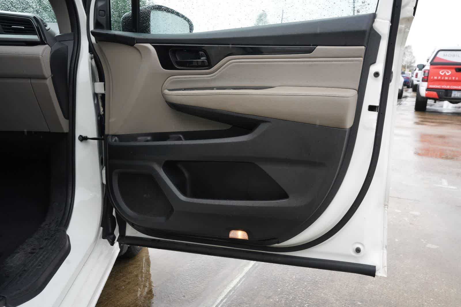 Thumbnail: 2018 Honda Odyssey - 28