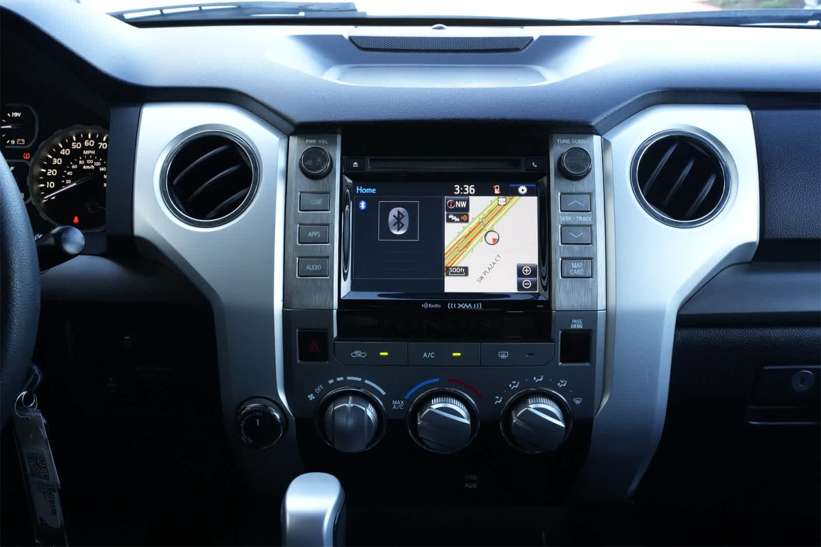 Thumbnail: 2018 Toyota Tundra - 12