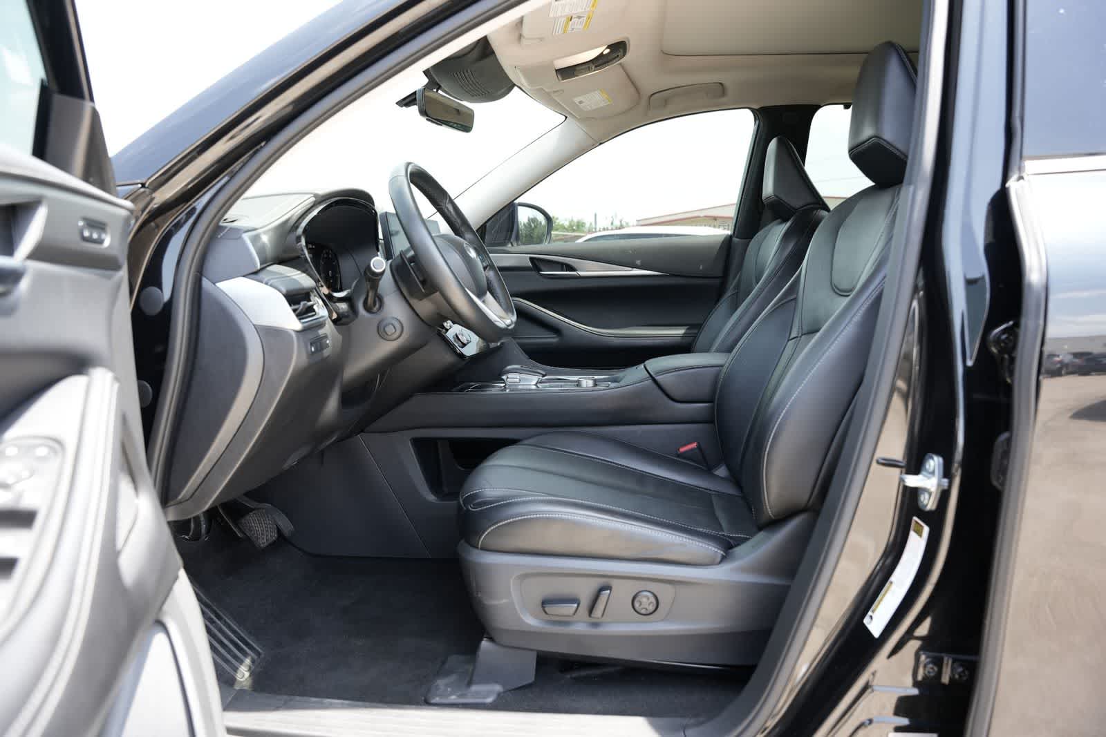 Thumbnail: 2023 INFINITI QX60 - 17