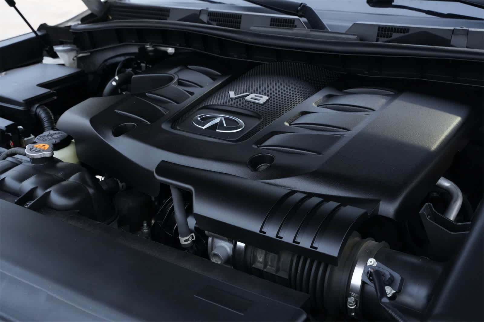 Thumbnail: 2022 INFINITI QX80 - 25