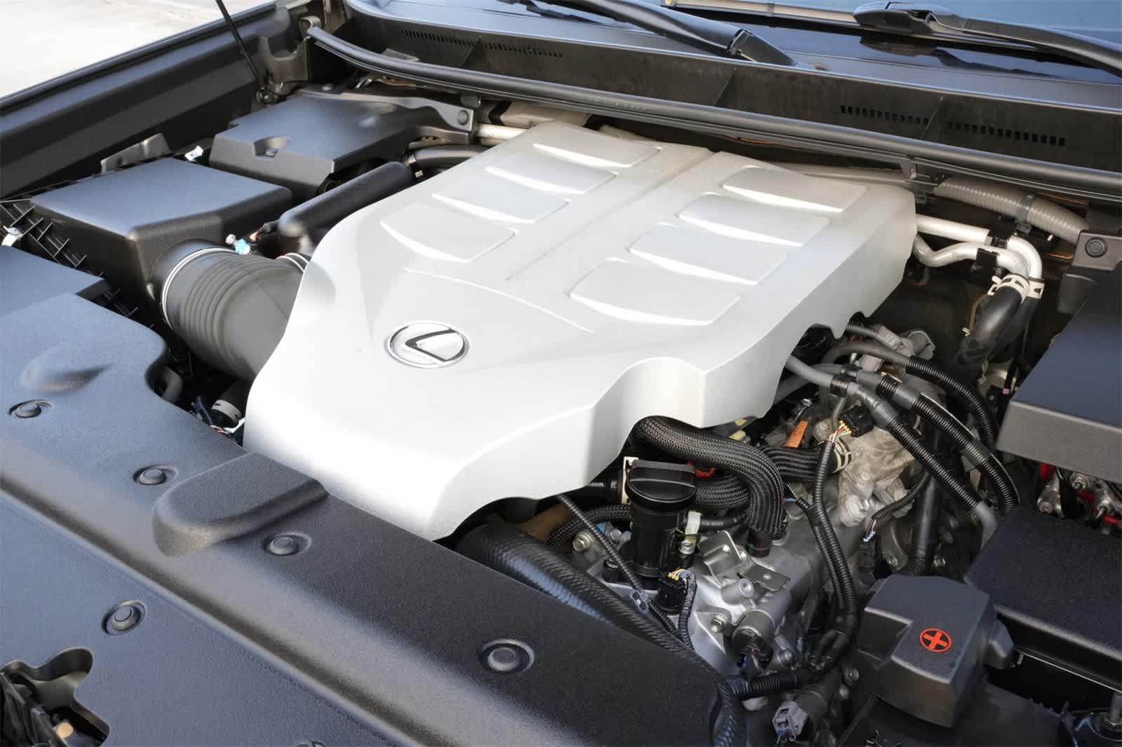 Thumbnail: 2022 Lexus GX - 26