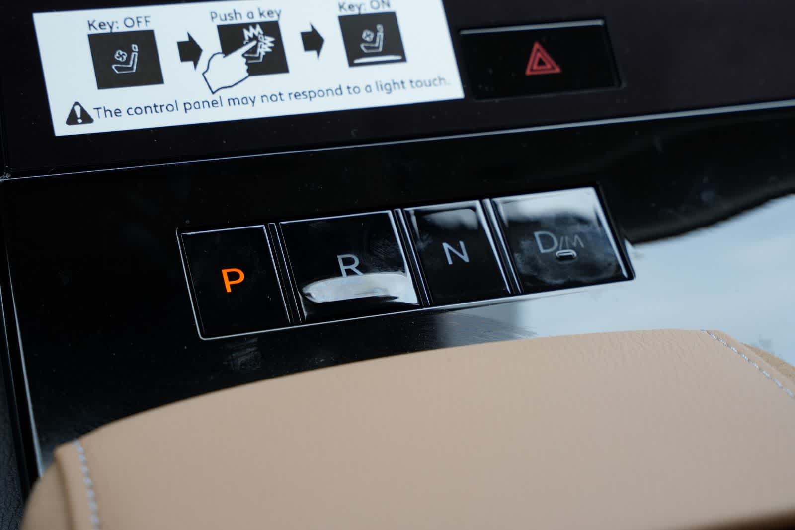 Thumbnail: 2026 INFINITI QX80 - 15