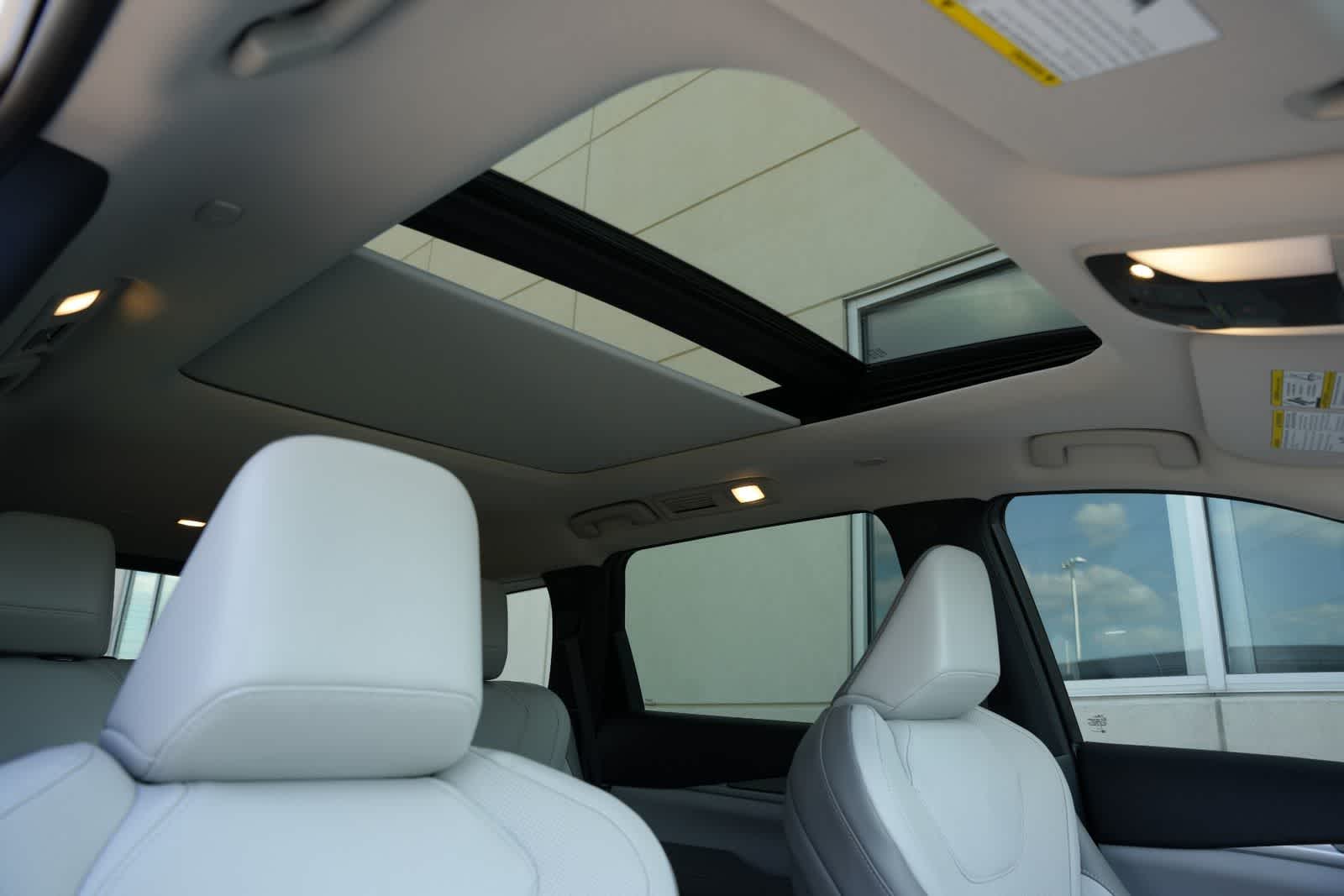 Thumbnail: 2027 INFINITI QX60 - 24