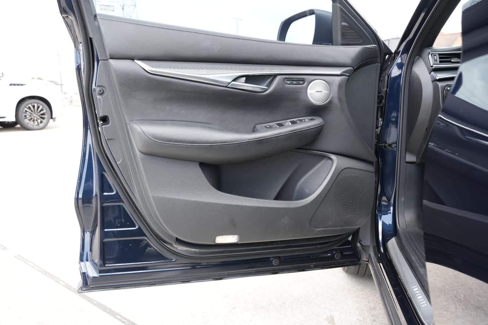 Thumbnail: 2023 INFINITI QX50 - 16