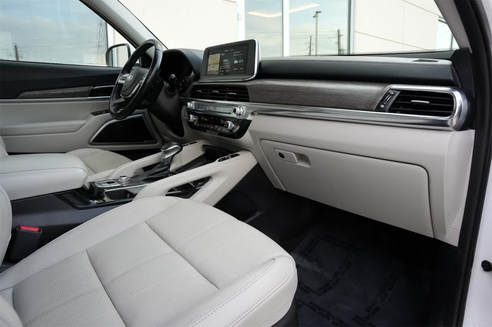 Thumbnail: 2020 Kia Telluride - 22