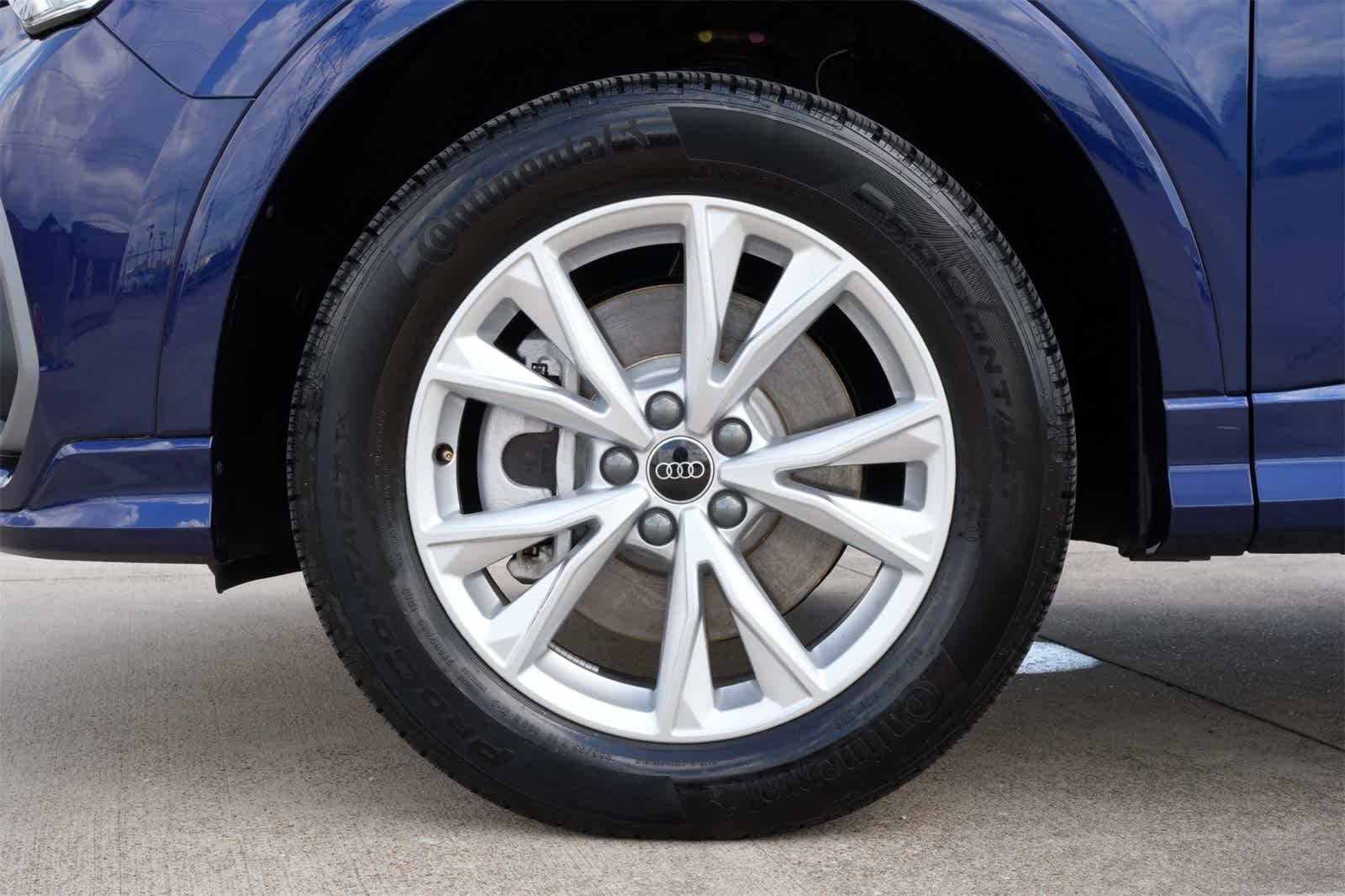 Thumbnail: 2025 Audi Q3 - 27