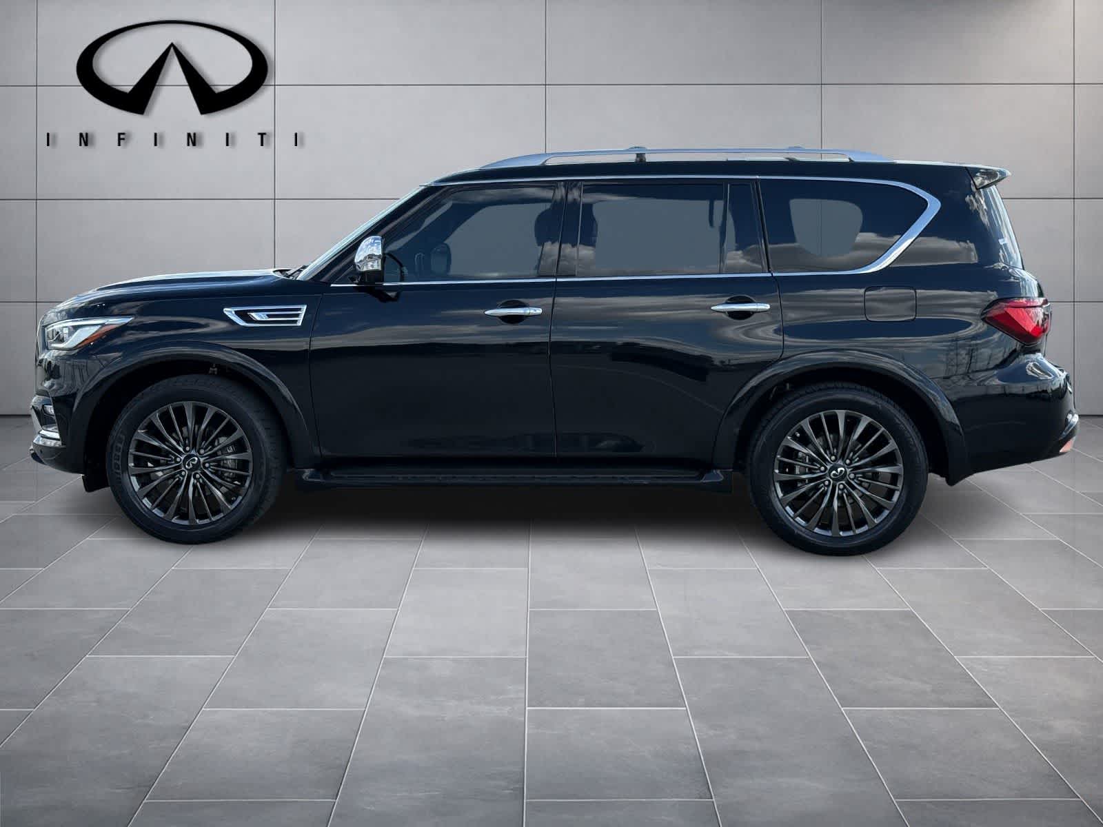 Thumbnail: 2023 INFINITI QX80 - 4
