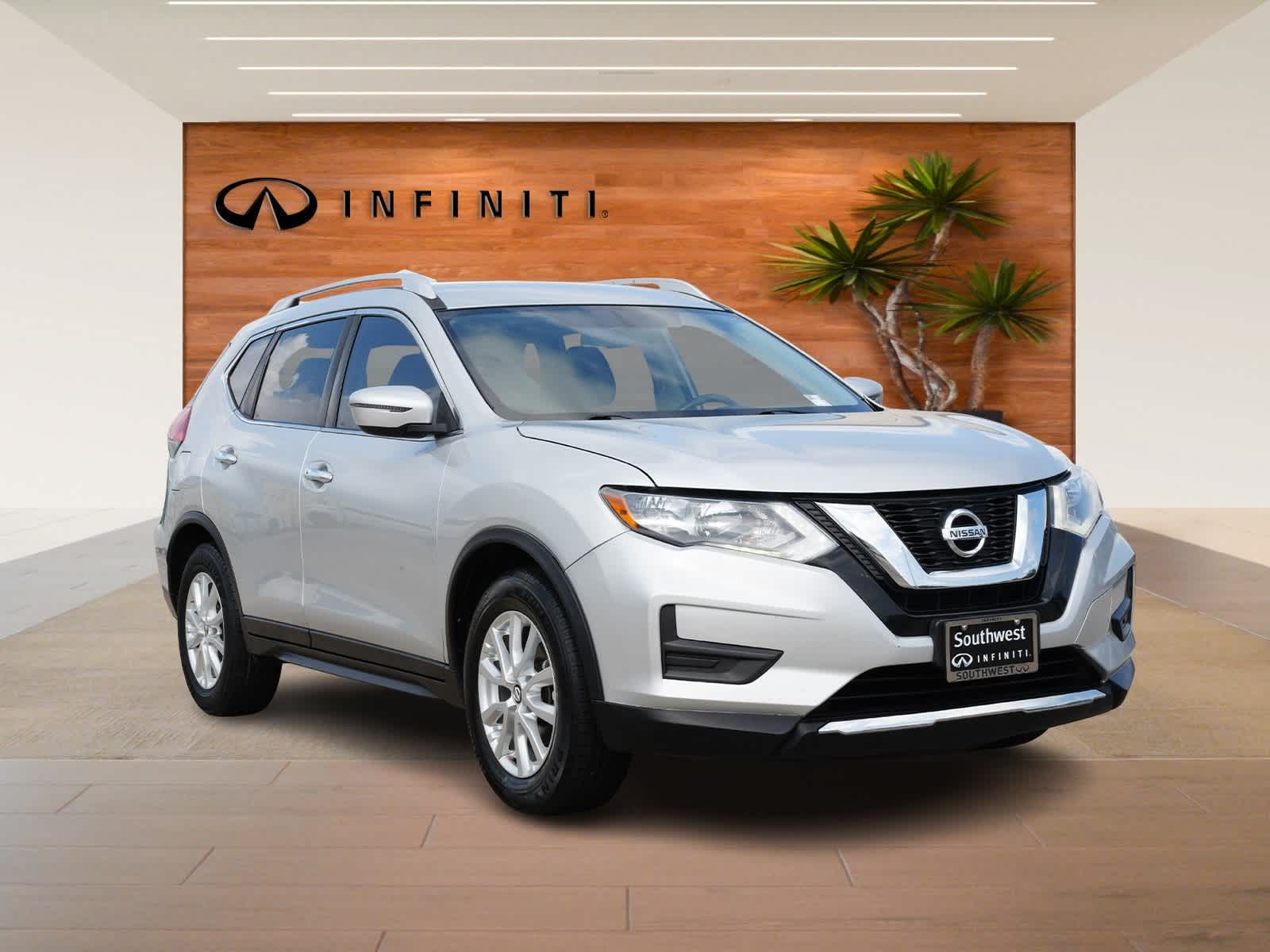 Thumbnail: 2017 Nissan Rogue - 3
