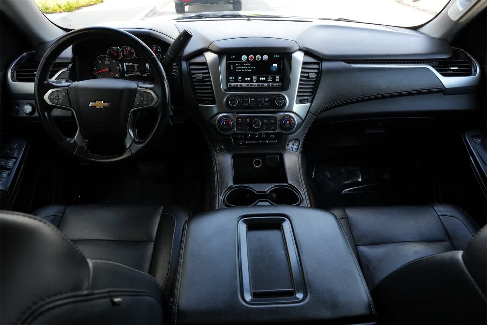Thumbnail: 2019 Chevrolet Suburban - 7