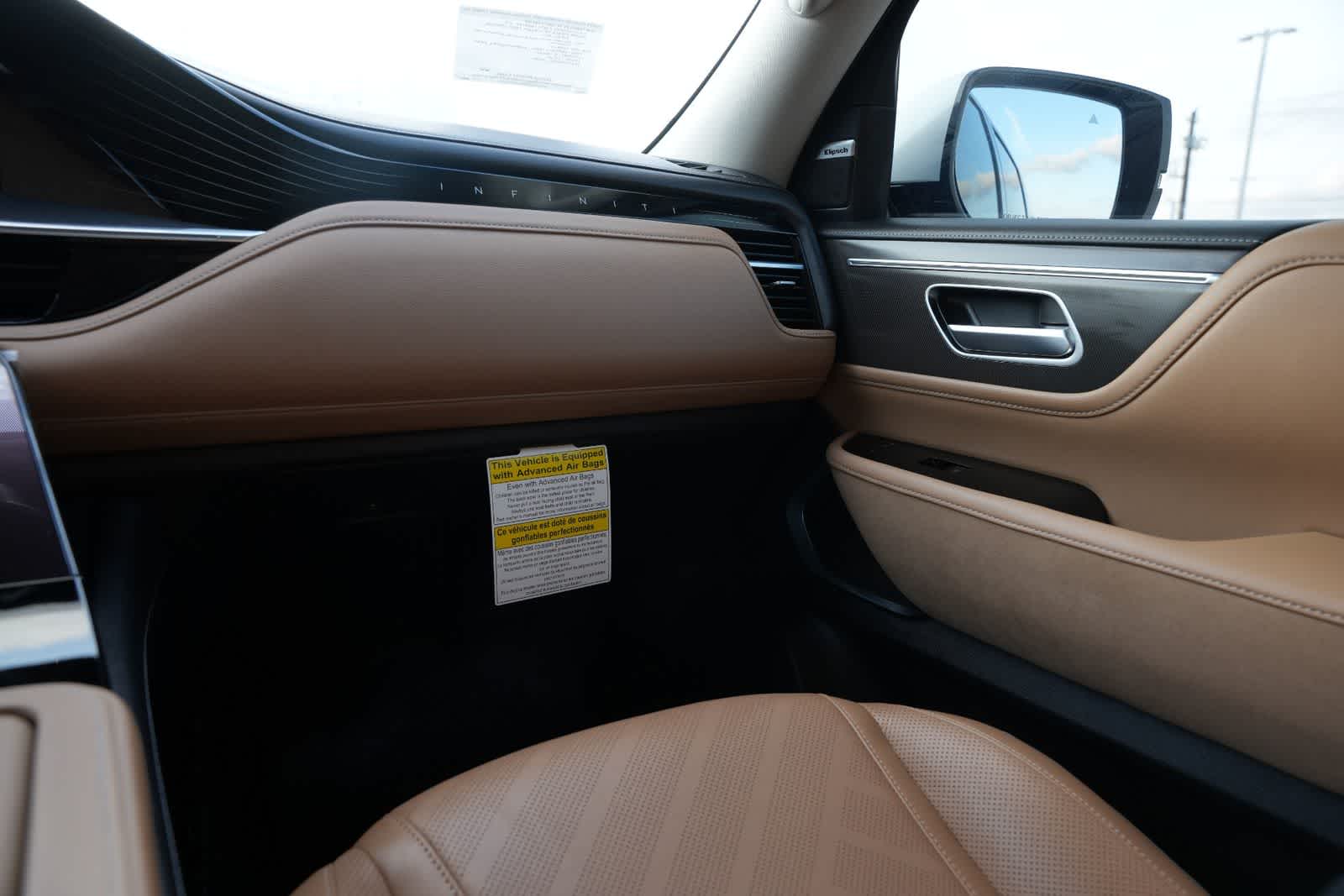 Thumbnail: 2026 INFINITI QX80 - 8