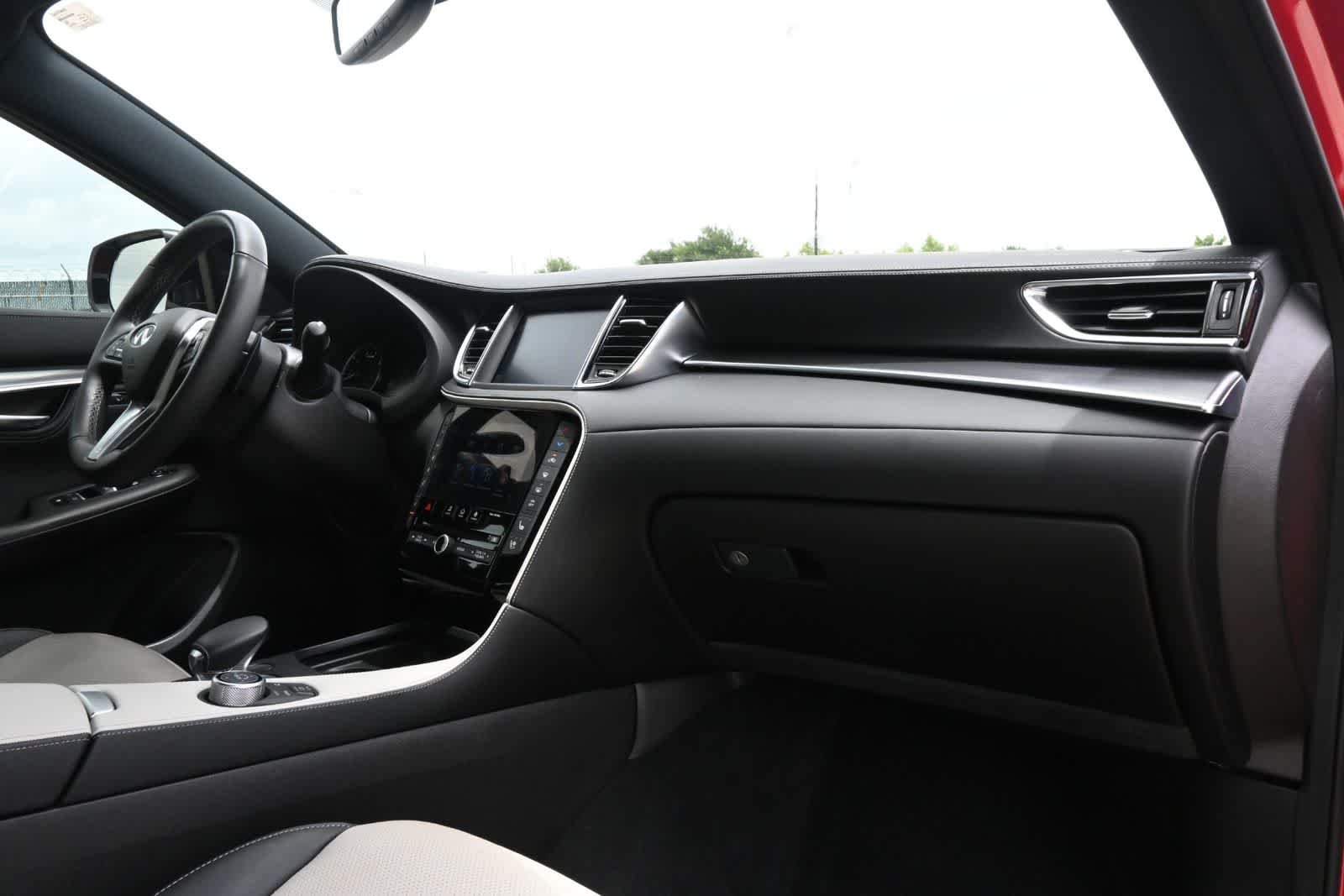 Thumbnail: 2022 INFINITI QX55 - 23
