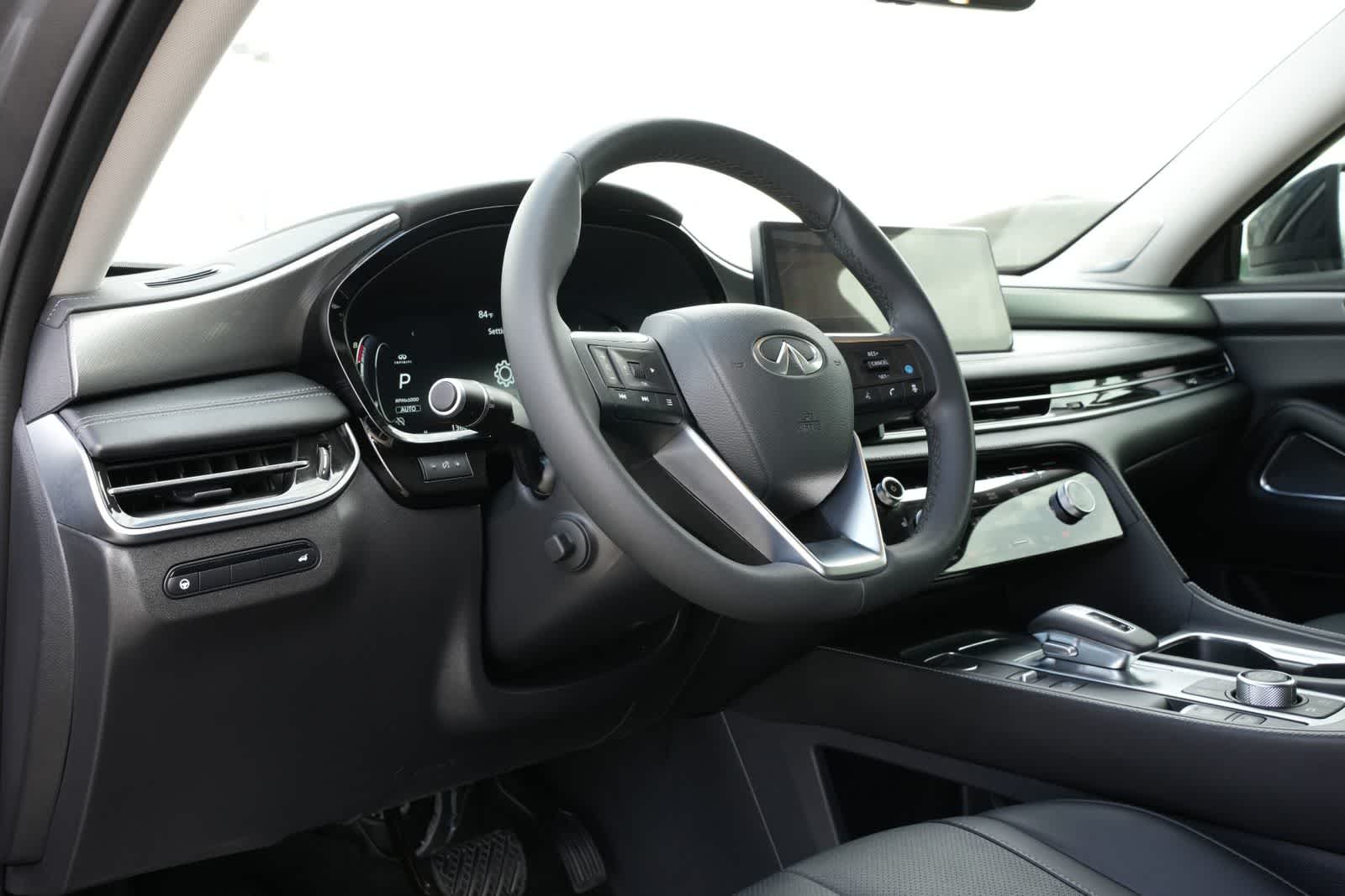 Thumbnail: 2025 INFINITI QX60 - 17