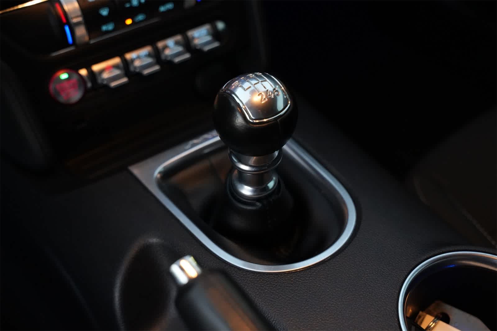 Thumbnail: 2022 Ford Mustang - 11