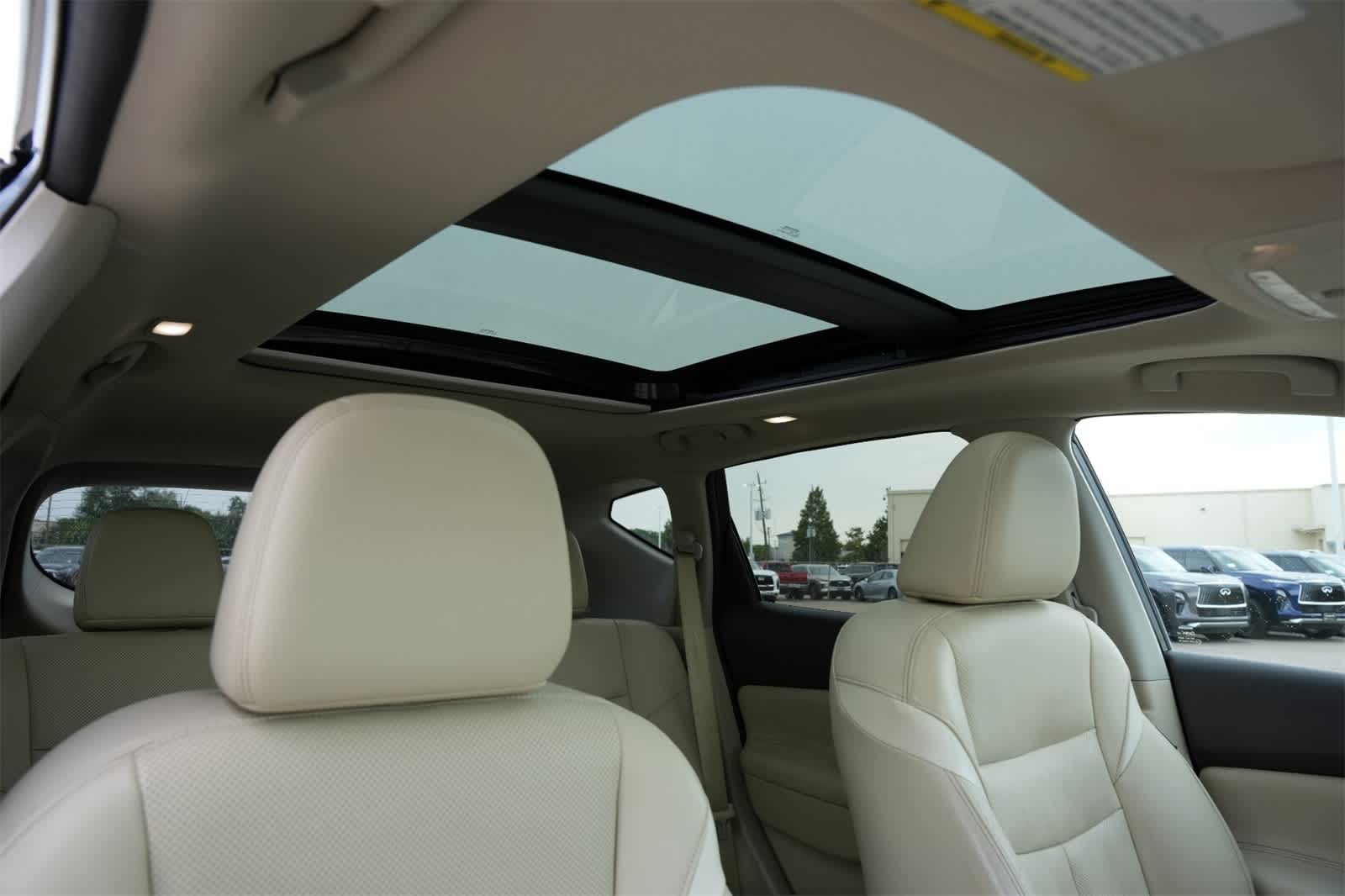 Thumbnail: 2016 Nissan Murano - 23