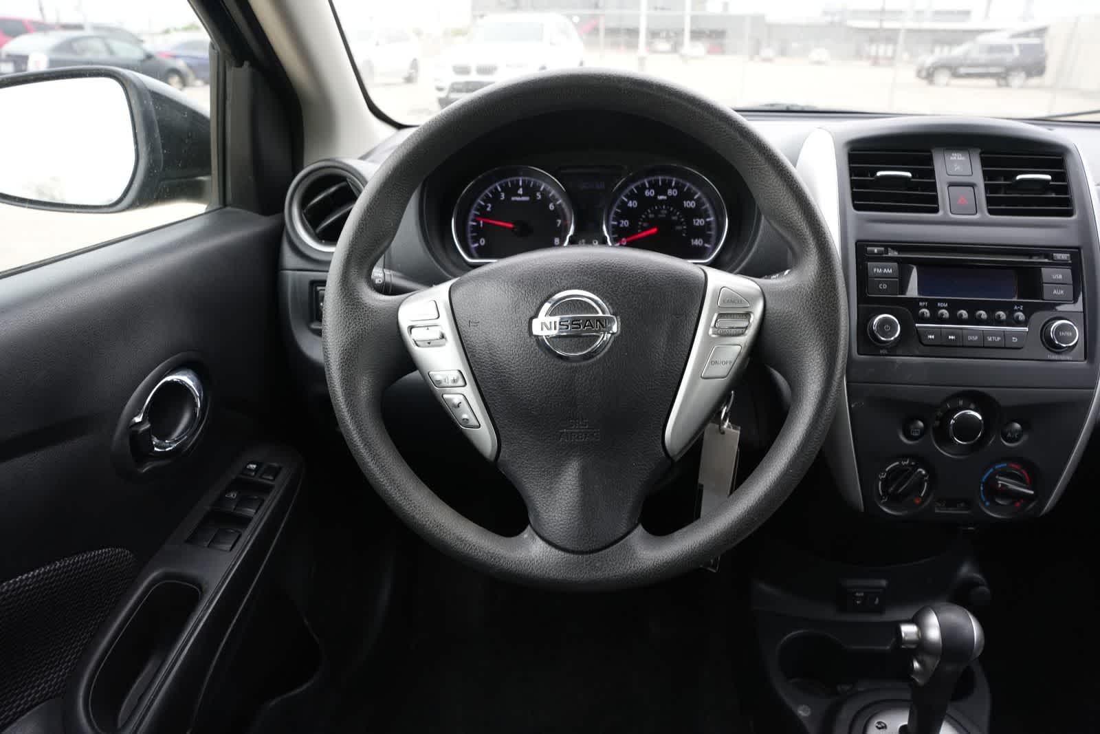 Thumbnail: 2018 Nissan Versa - 10