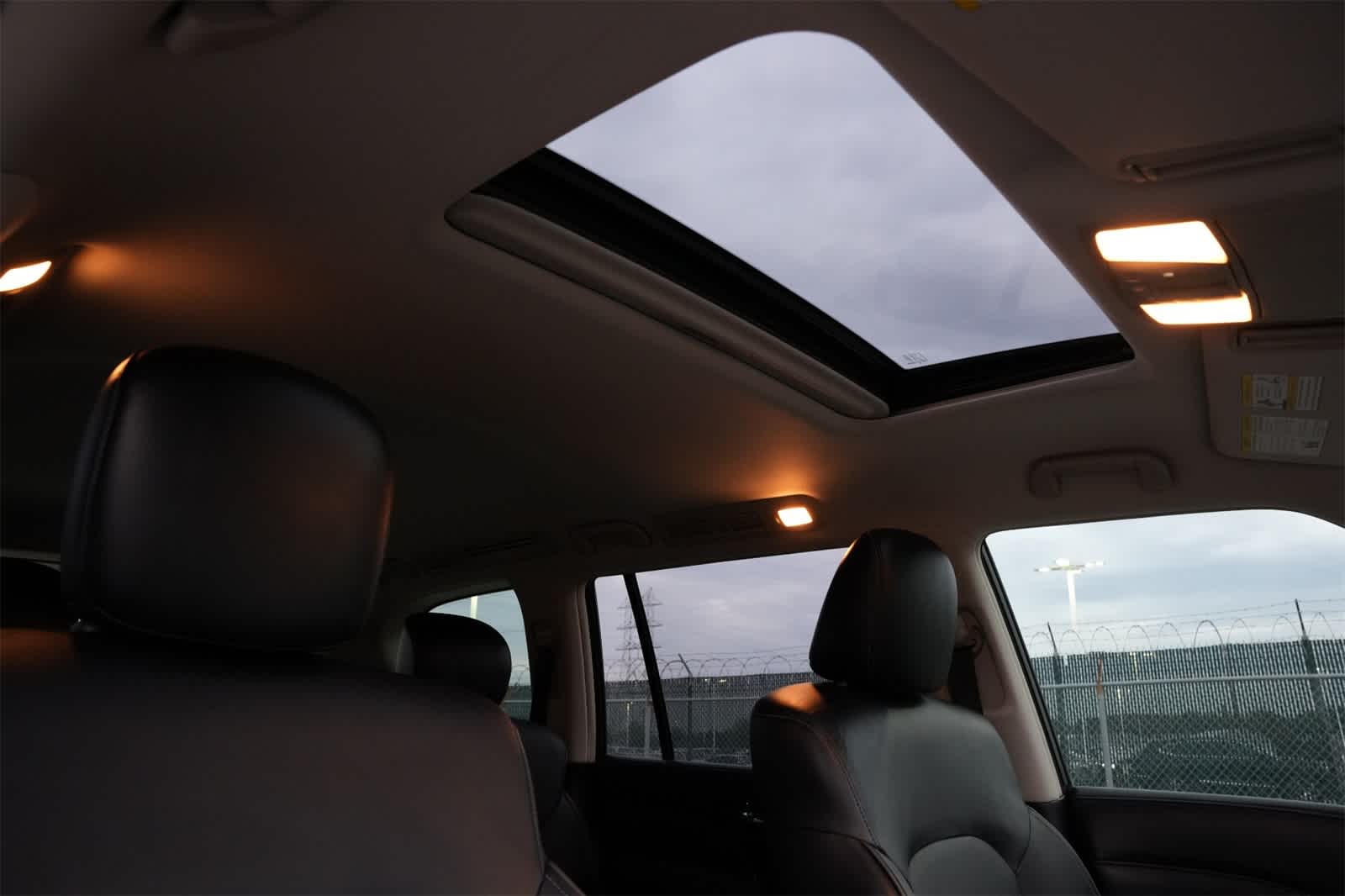 Thumbnail: 2018 INFINITI QX80 - 24