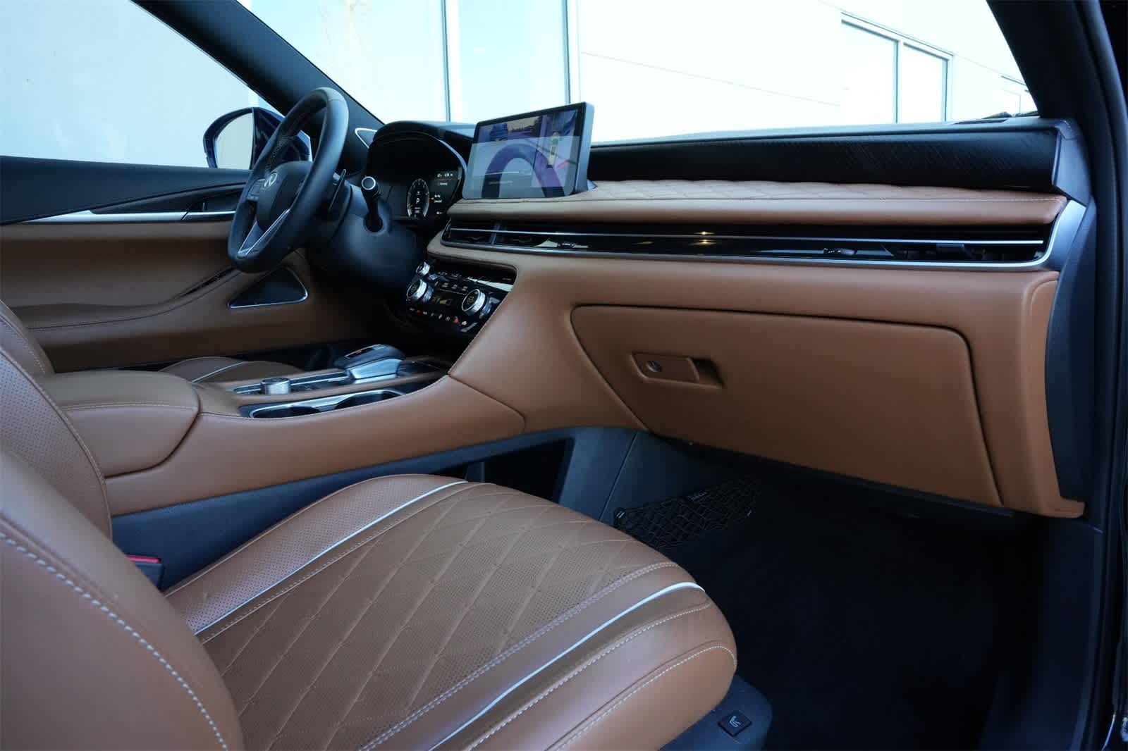 Thumbnail: 2025 INFINITI QX60 - 23