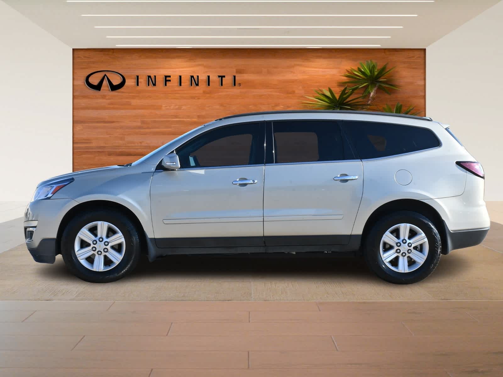 Thumbnail: 2014 Chevrolet Traverse - 4