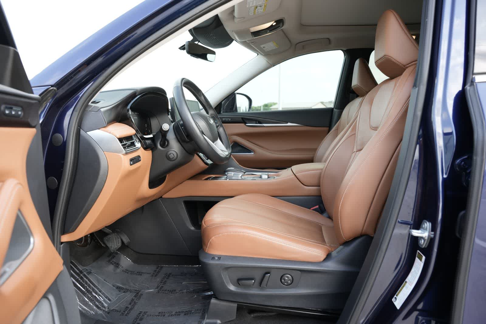 Thumbnail: 2023 INFINITI QX60 - 17