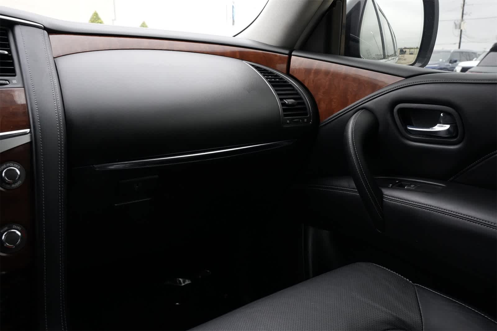 Thumbnail: 2018 INFINITI QX80 - 8