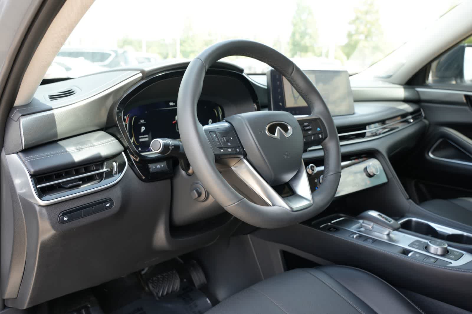 Thumbnail: 2026 INFINITI QX60 - 16
