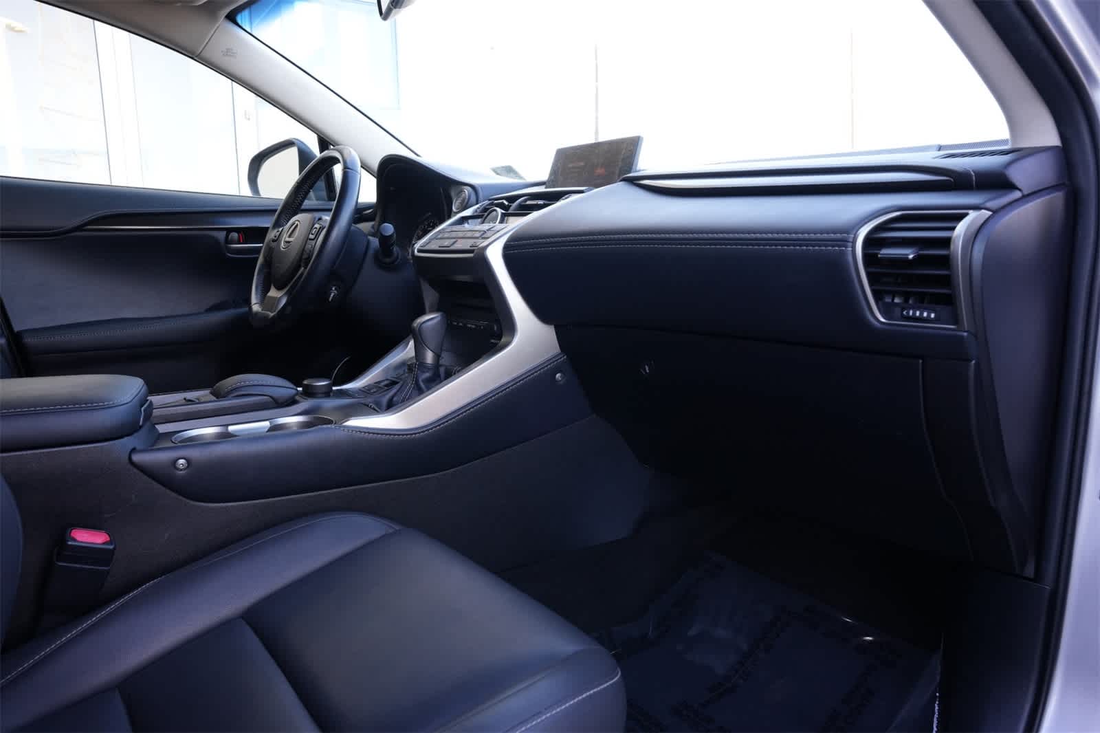 Thumbnail: 2015 Lexus NX - 22